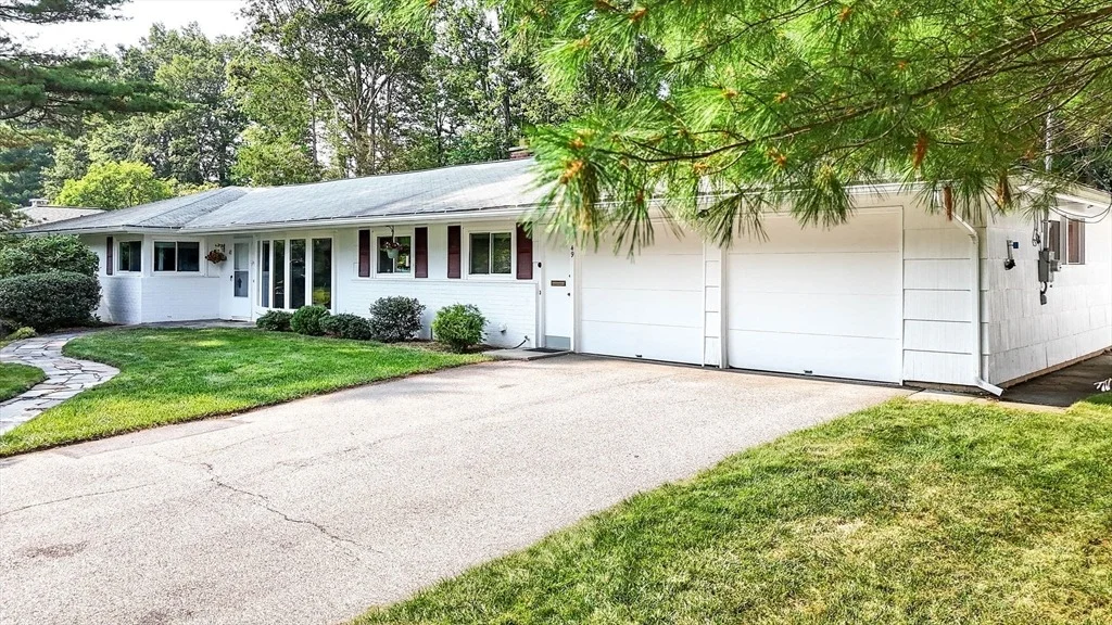Photo of 49 Barry Rd