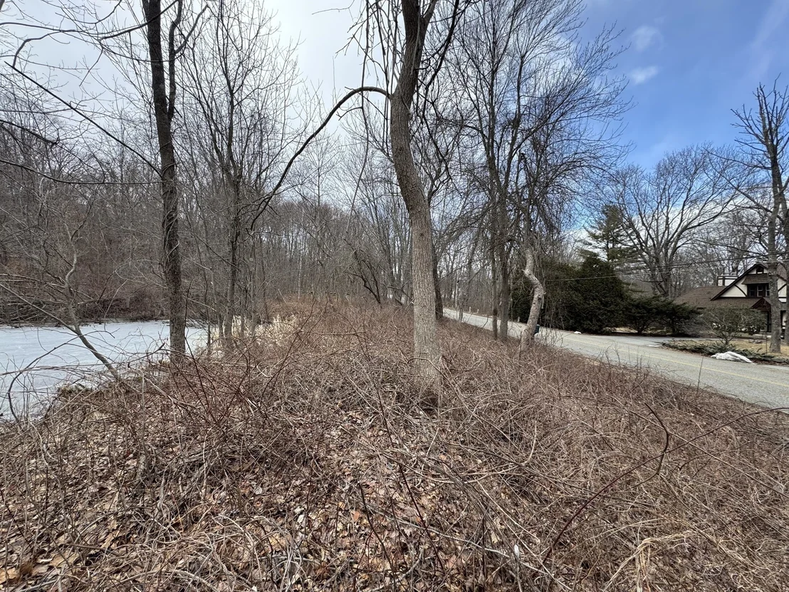 Photo of 358 W Sutton Rd