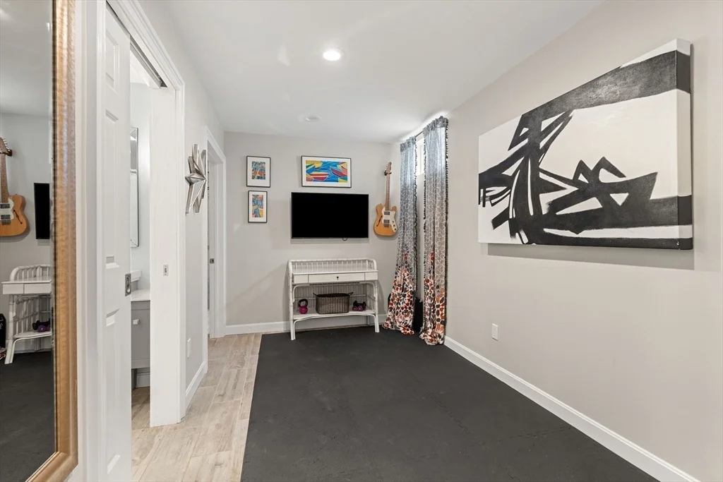 Photo of 17 Fenmere Avenue