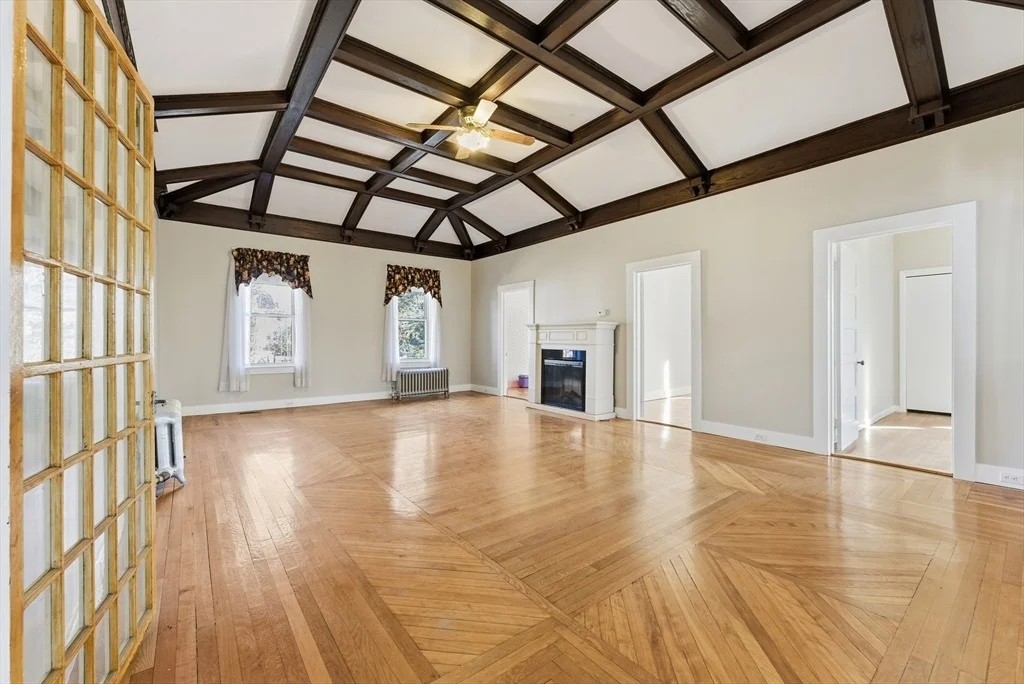 Photo of 18 Cedar St