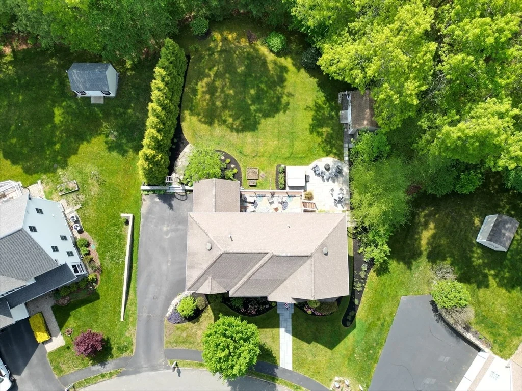 Photo of 23 Oak Ledge Cir