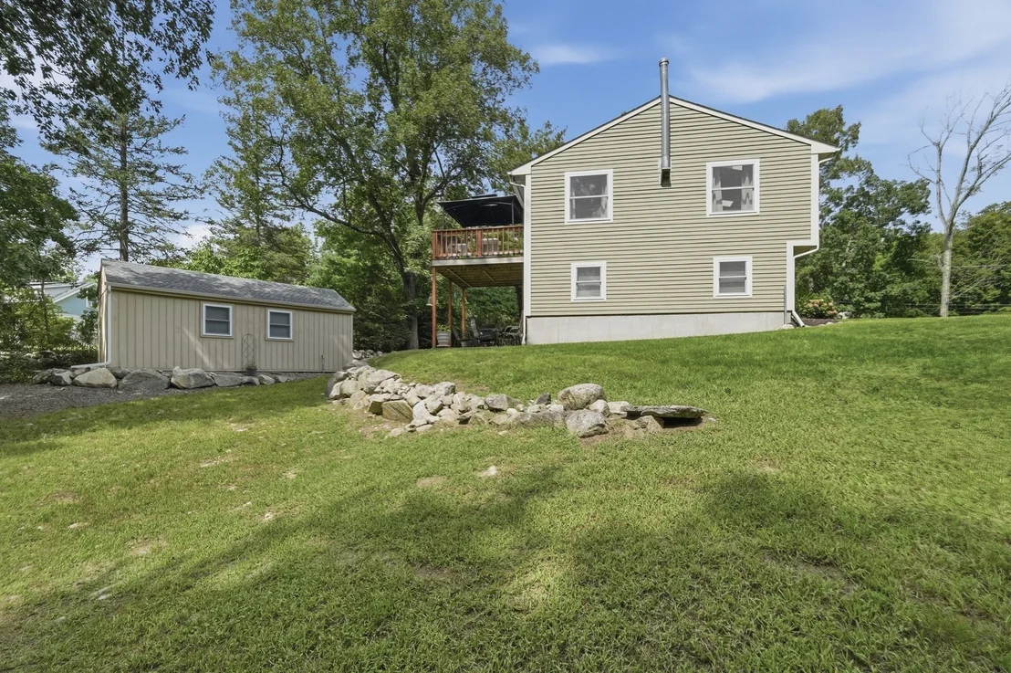 Photo of 32 Mountaindale Rd