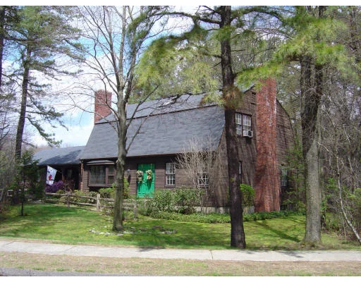 Photo of 470 Pinewood Drive