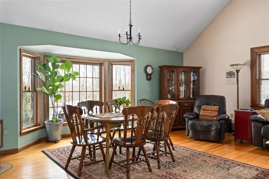 Photo of 49 Burt Rd