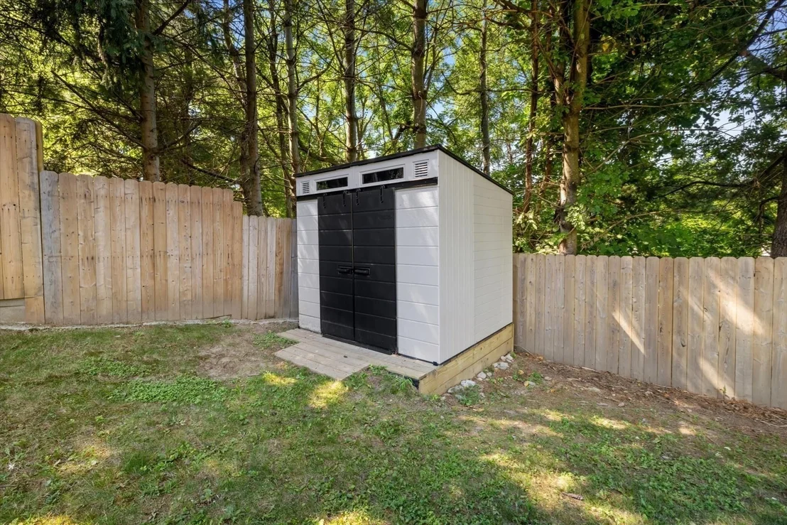 Photo of 38 Bellows Cir