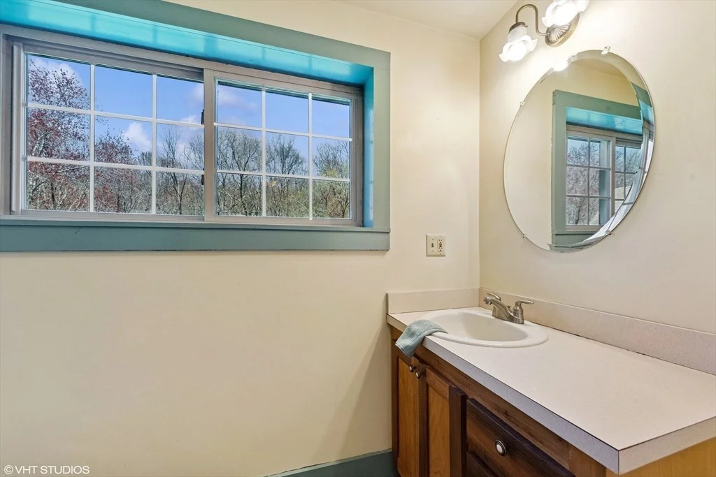 Photo of 82 Chestnut Hill Rd