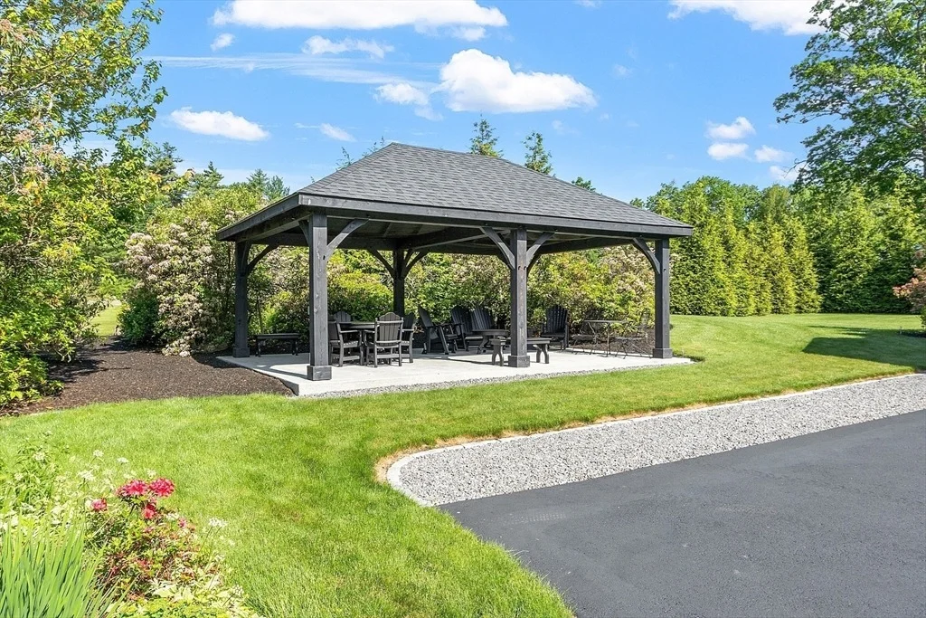 Photo of 481 W Townsend Rd