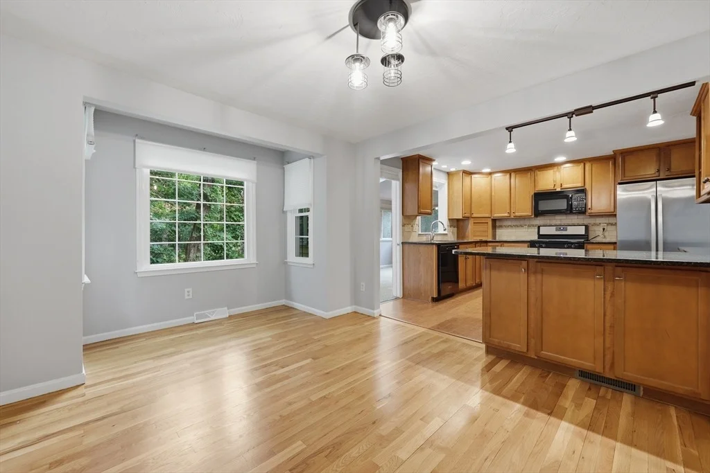 Photo of 6 Fox Hill Road