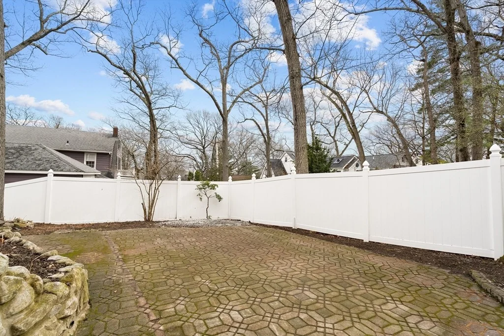Photo of 24 Grandview Rd