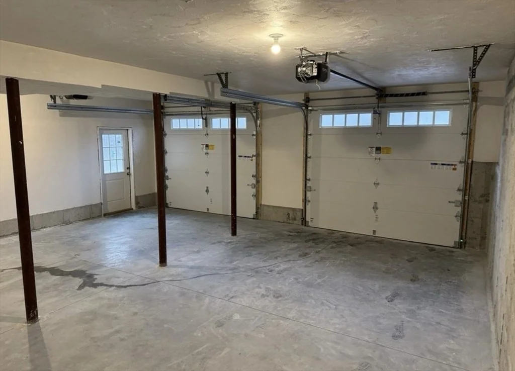 Photo of 27 Range Ave