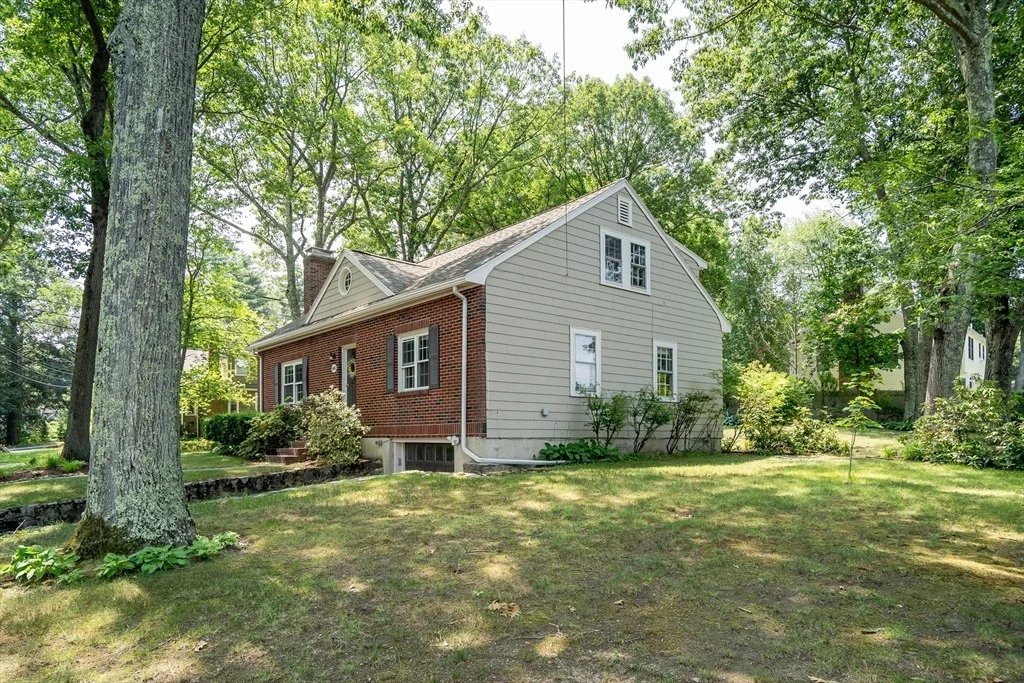 Photo of 148 Cedar St