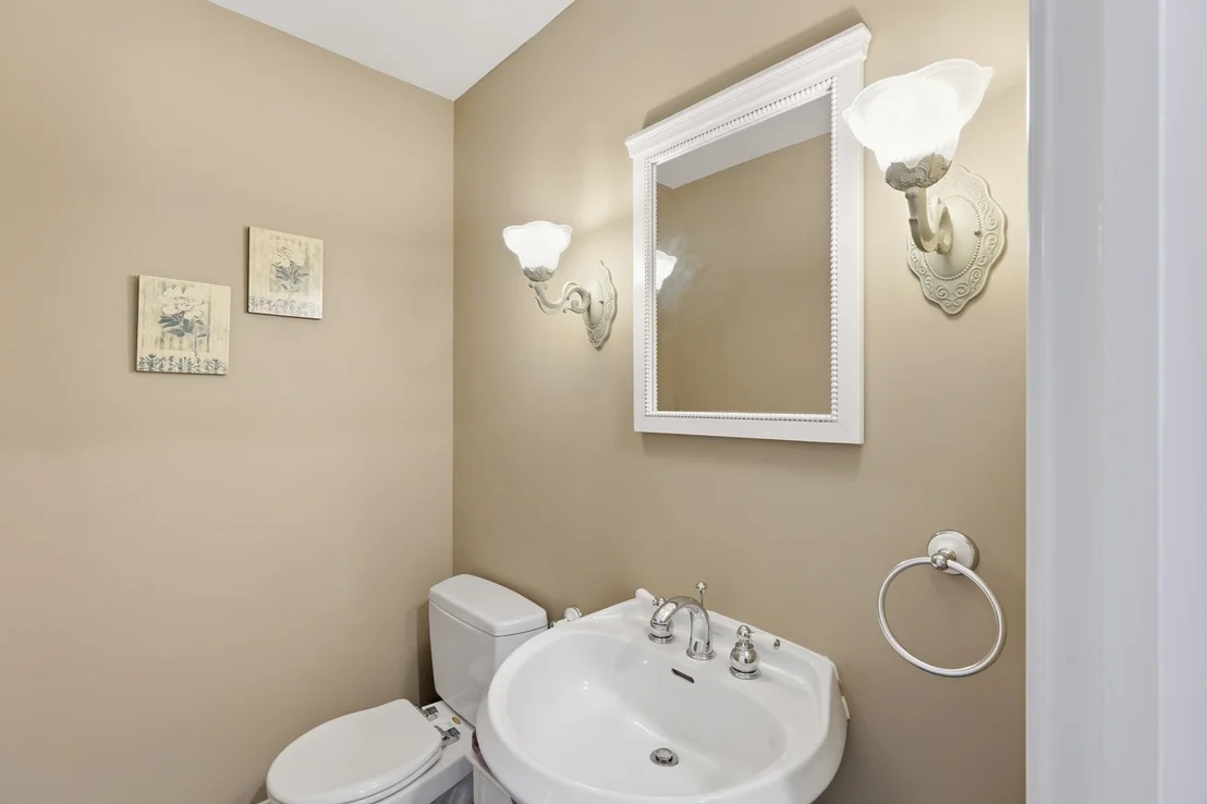 Photo of 7 Holly Cir