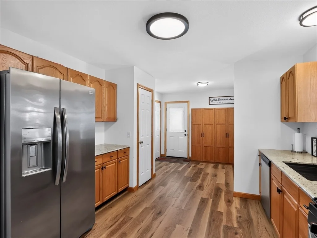 Photo of 40 Bissell Ave