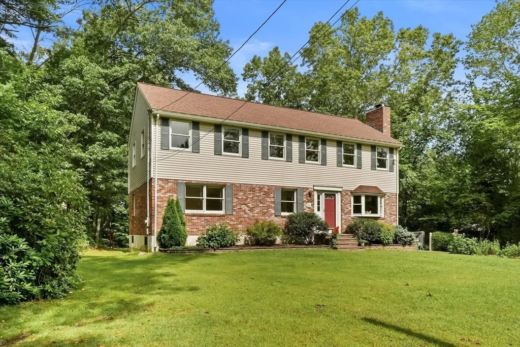 Photo of 50 Middle Rd