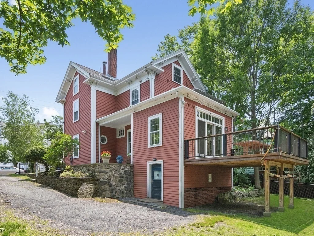 Photo of 85 Crescent Street