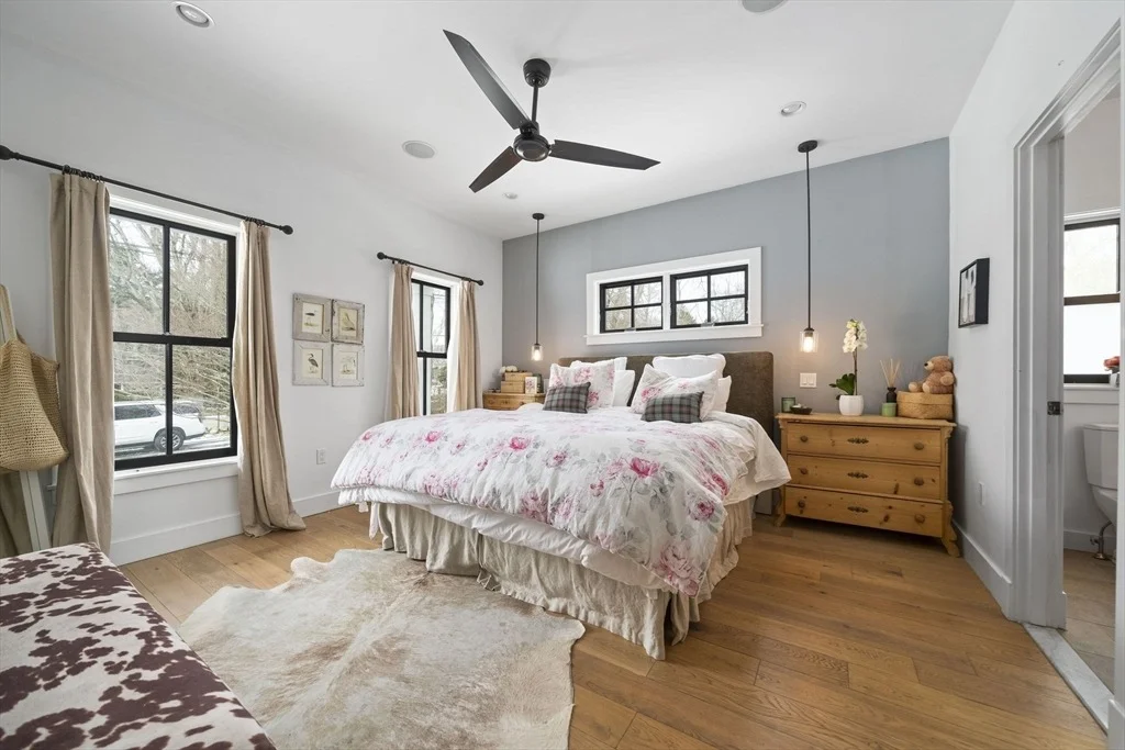 Photo of 229 Spring St