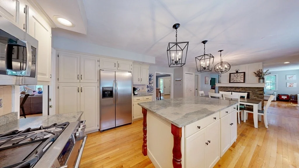 Photo of 4 Burnham Dr