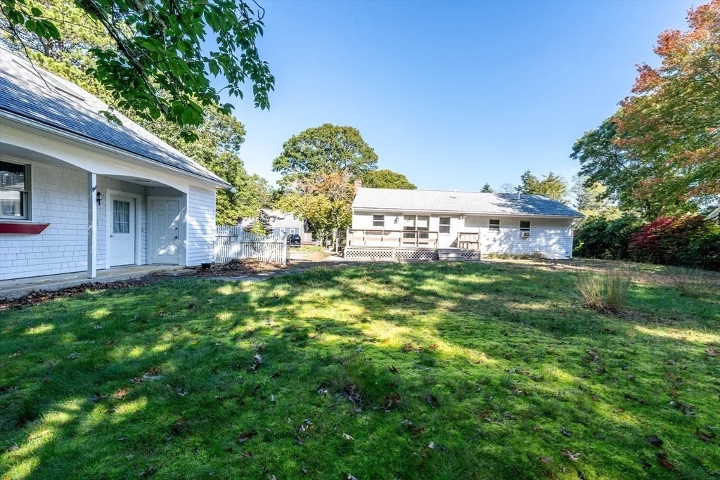 Photo of 115 Sparrowhawk Ln