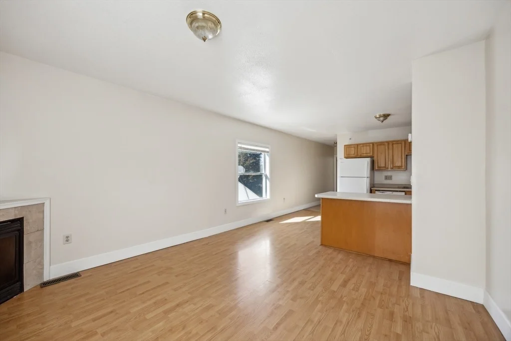 Photo of Unit 8 at 48 North St