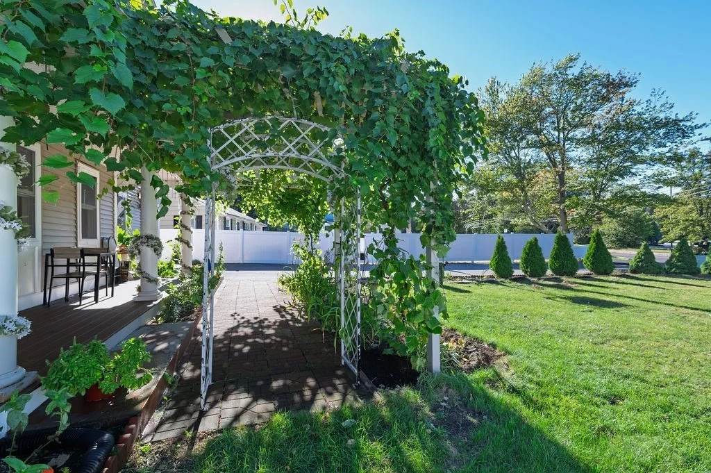 Photo of 116 Common St