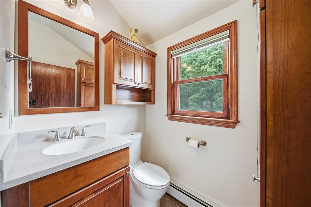 Photo of 12 Thomas Cir