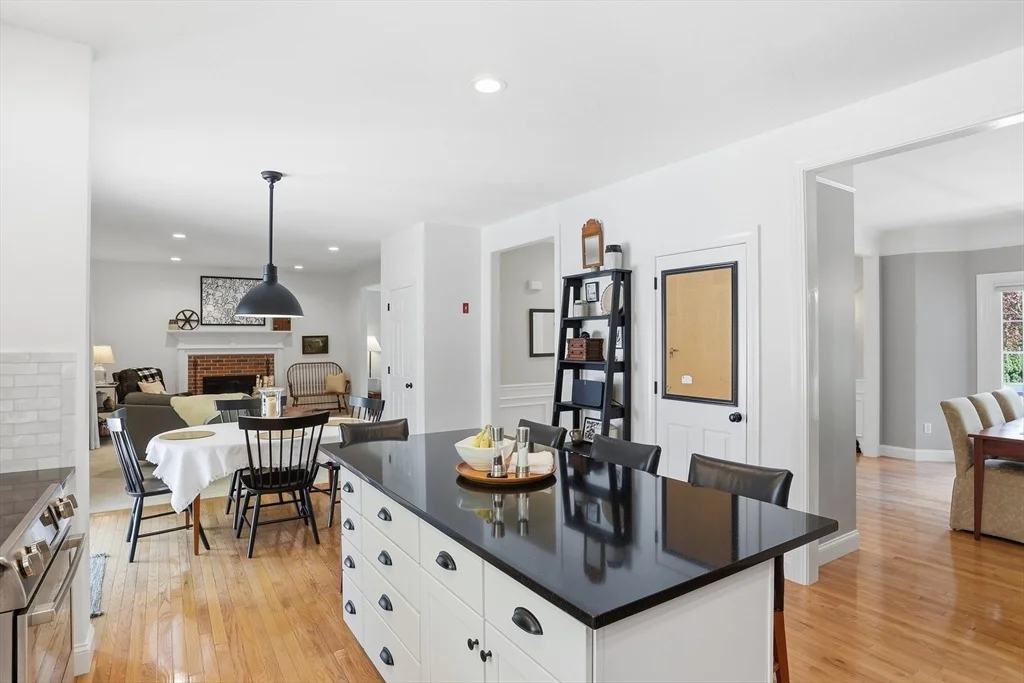 Photo of 22 Kettell Plain Rd