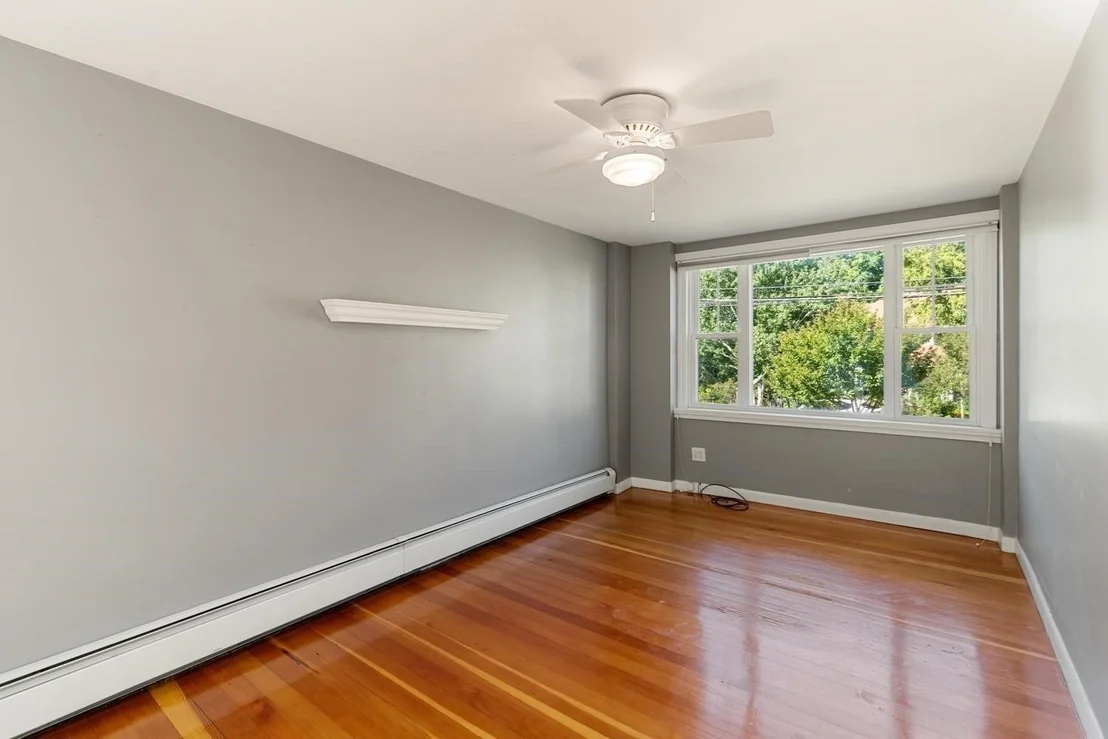 Photo of 85 Robbins Rd