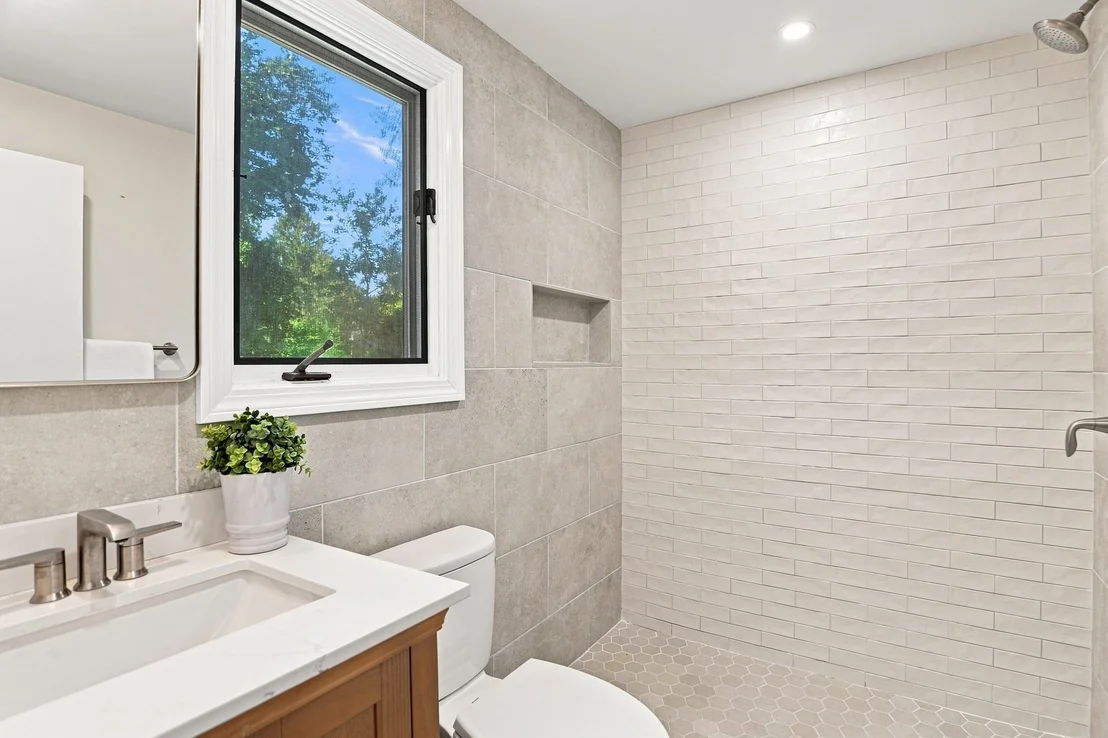Photo of 27 Robert Rd