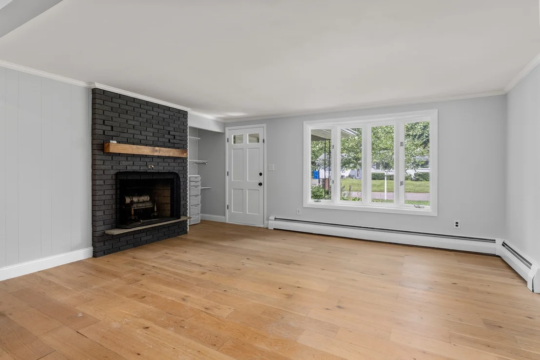 Photo of 1 Amory Ave