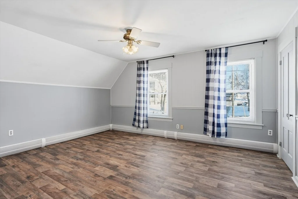 Photo of 293 Pine St