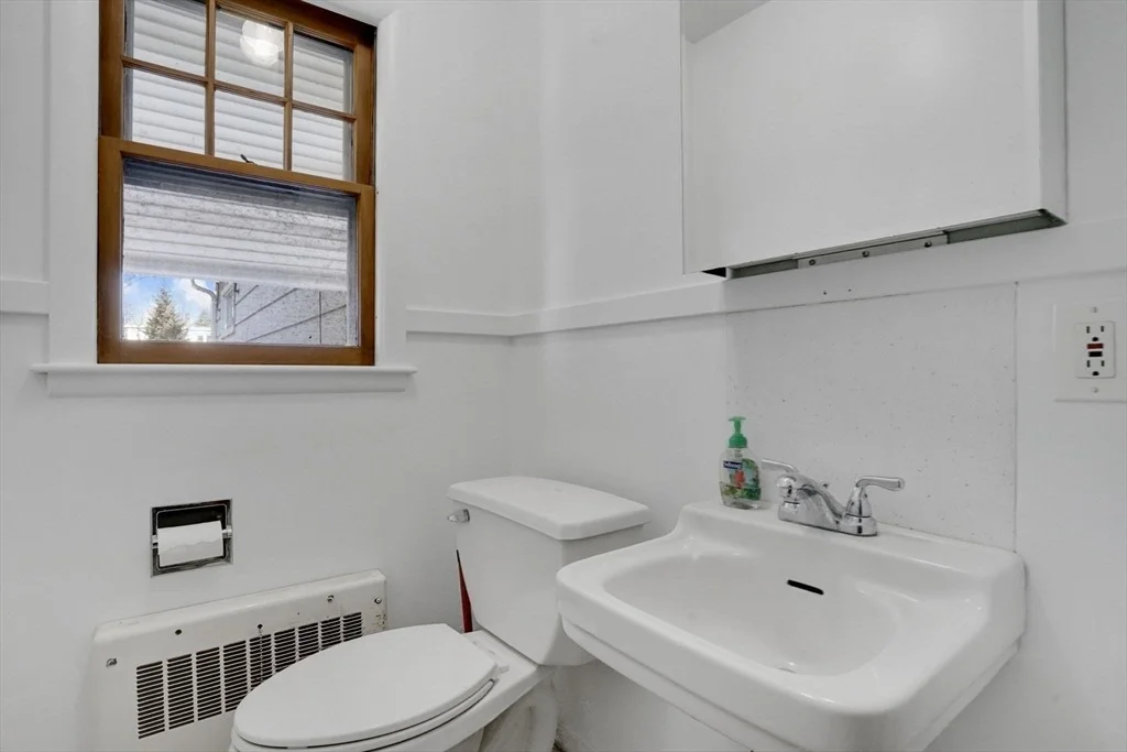Photo of 264 Sumner Ave