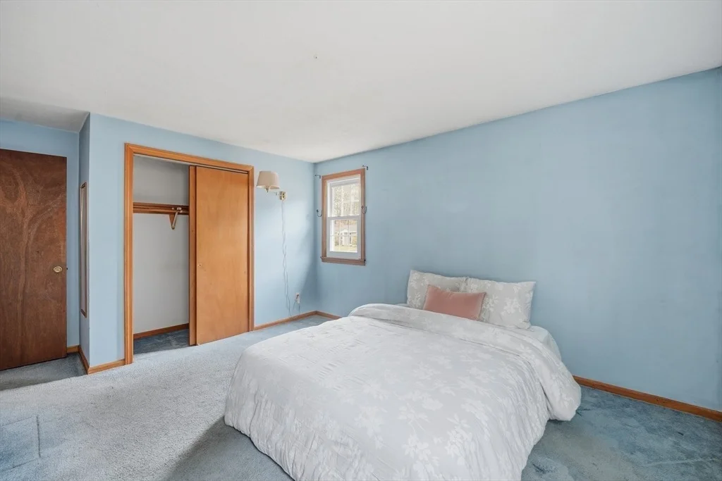 Photo of 8 Metacomet Cir