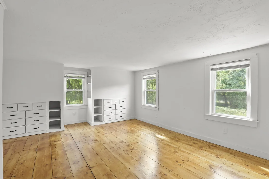 Photo of 200 Great Neck Rd