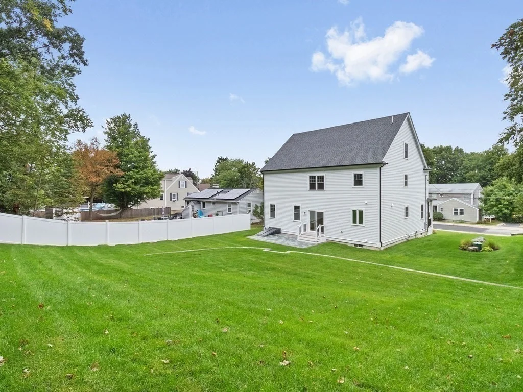 Photo of 113 Warwick Avenue