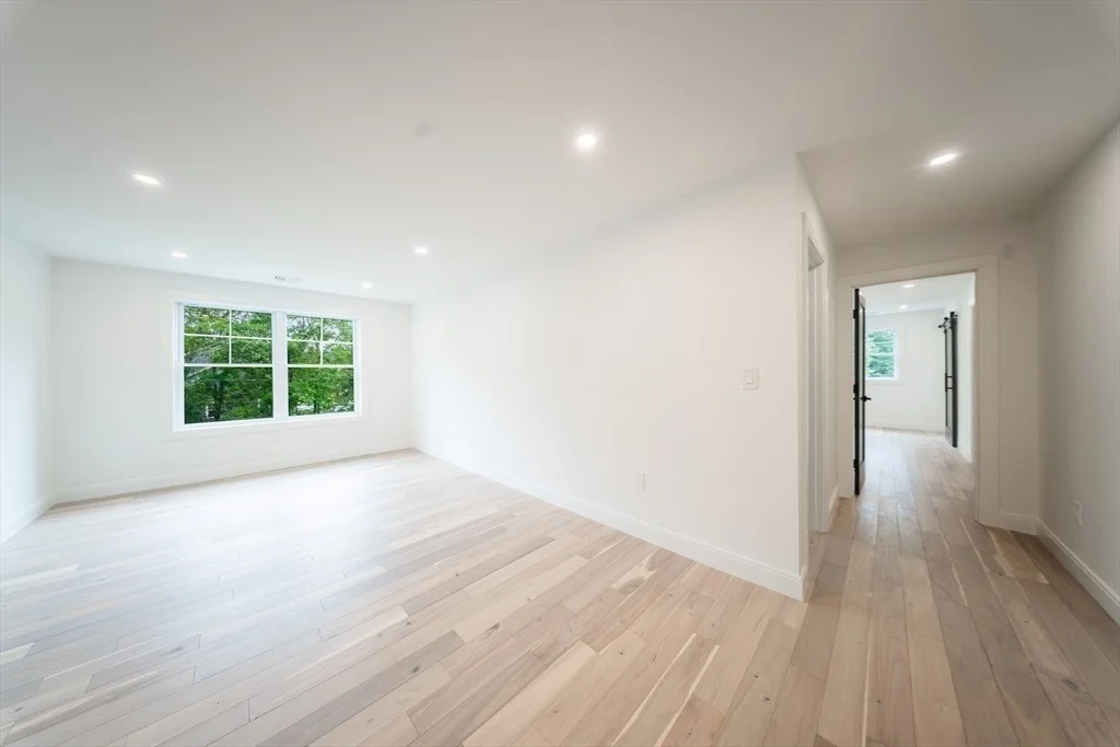 Photo of 2 Spring Meadow Dr