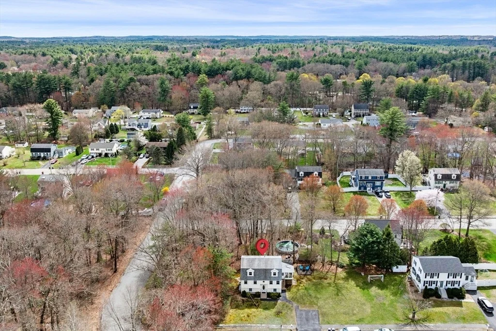 Photo of 2 Rhode Island Rd