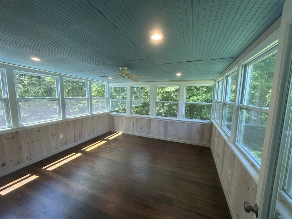 Photo of 9 Cricket Dr