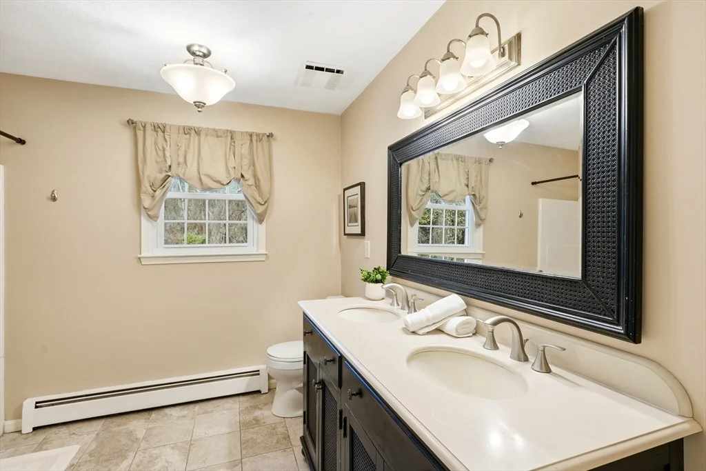 Photo of 9 Belknap Dr