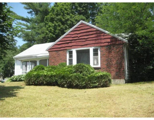 Photo of 447 Great Plain Ave