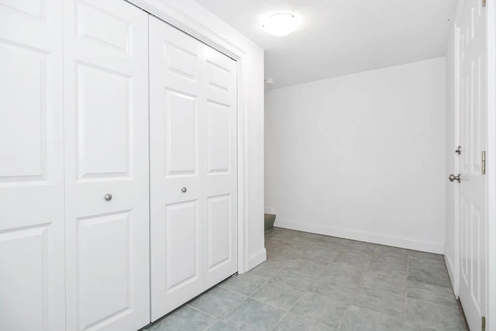 Photo of 268 Hall Street