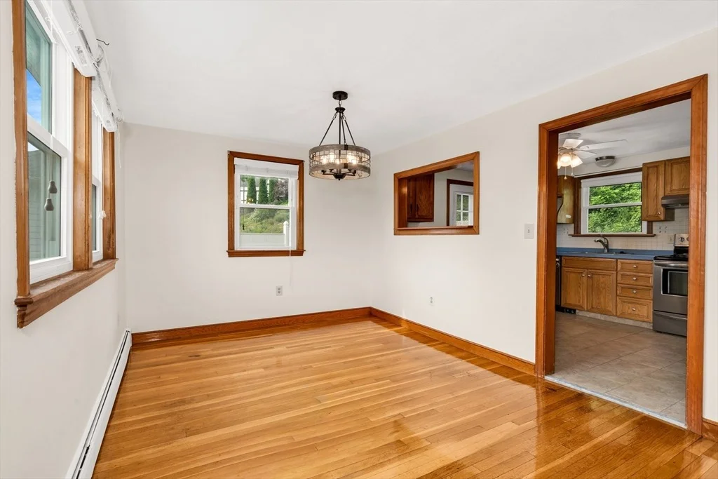 Photo of 17 Dale Cir.