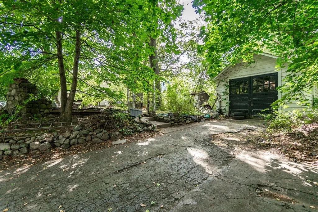 Photo of 108 Warren Rd