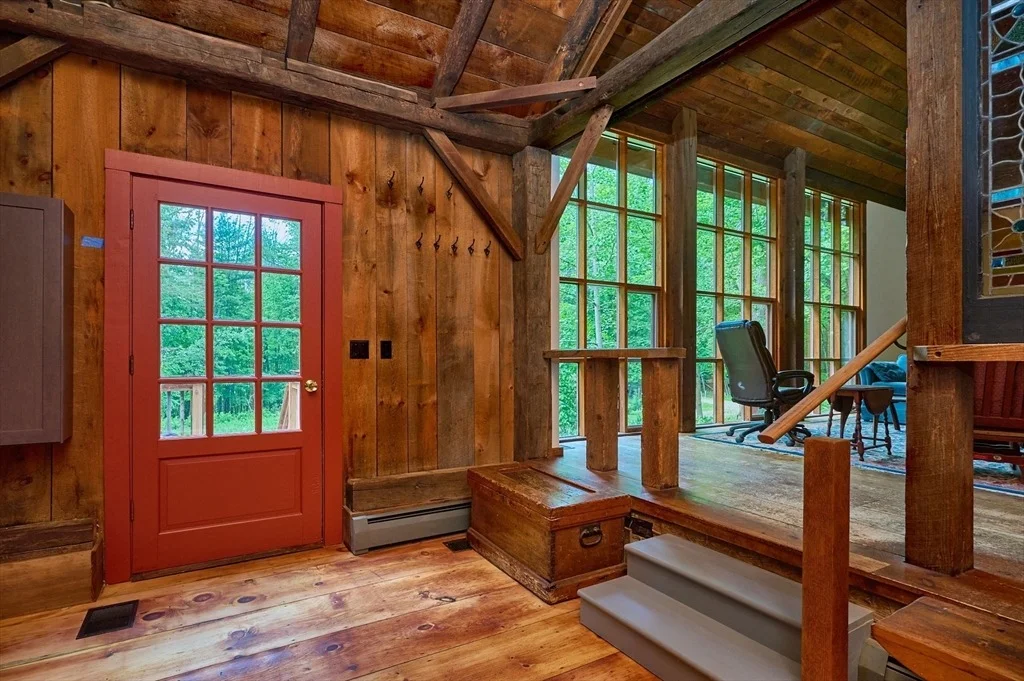 Photo of 102 Chestnut Hill Loop