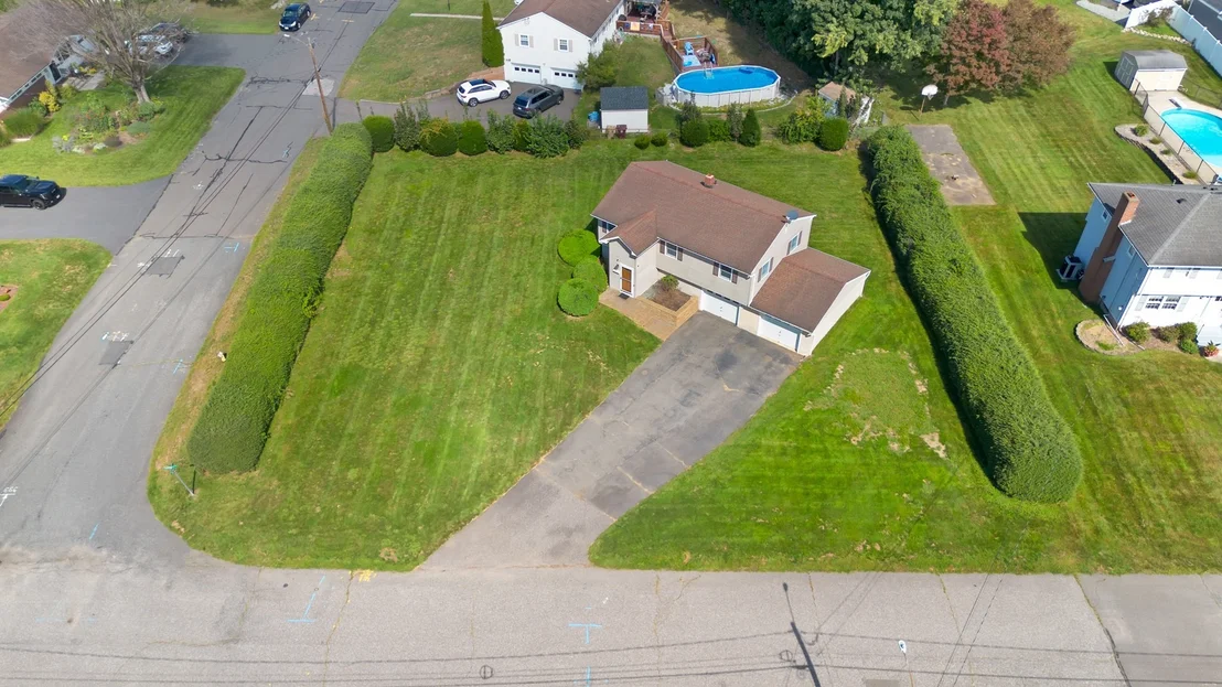 Photo of 115 Clover Rd.