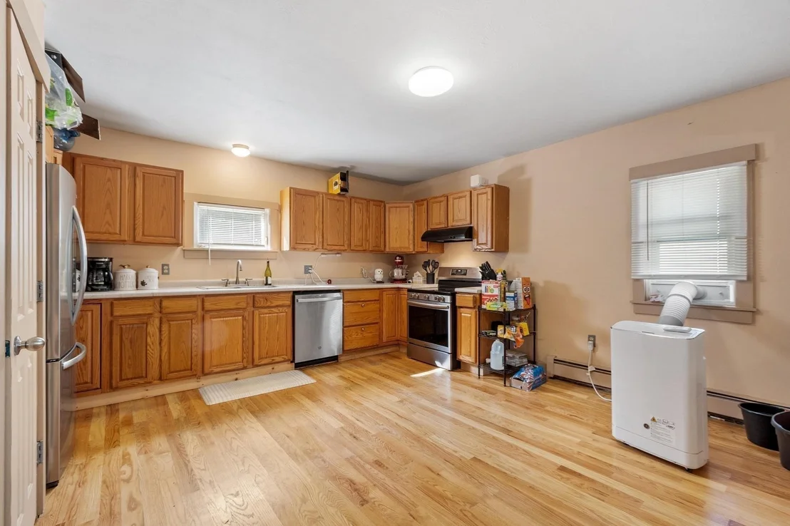 Photo of 374 Front Street