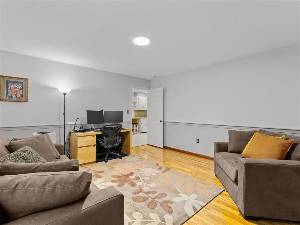 Photo of 1 Longmeadow Road