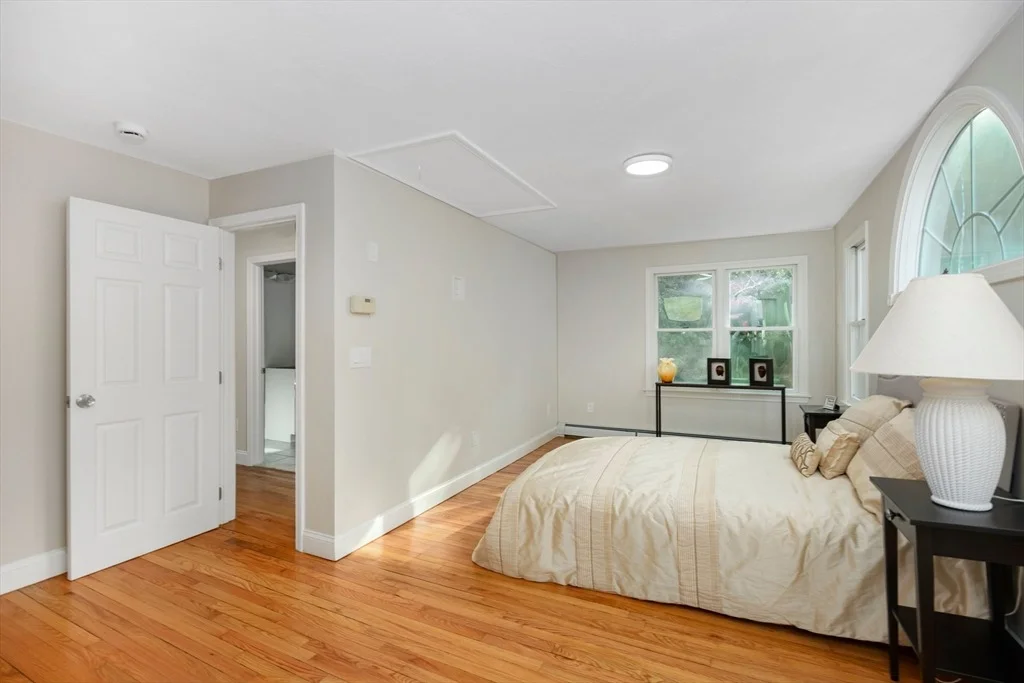 Photo of 103 Mayflower Ln
