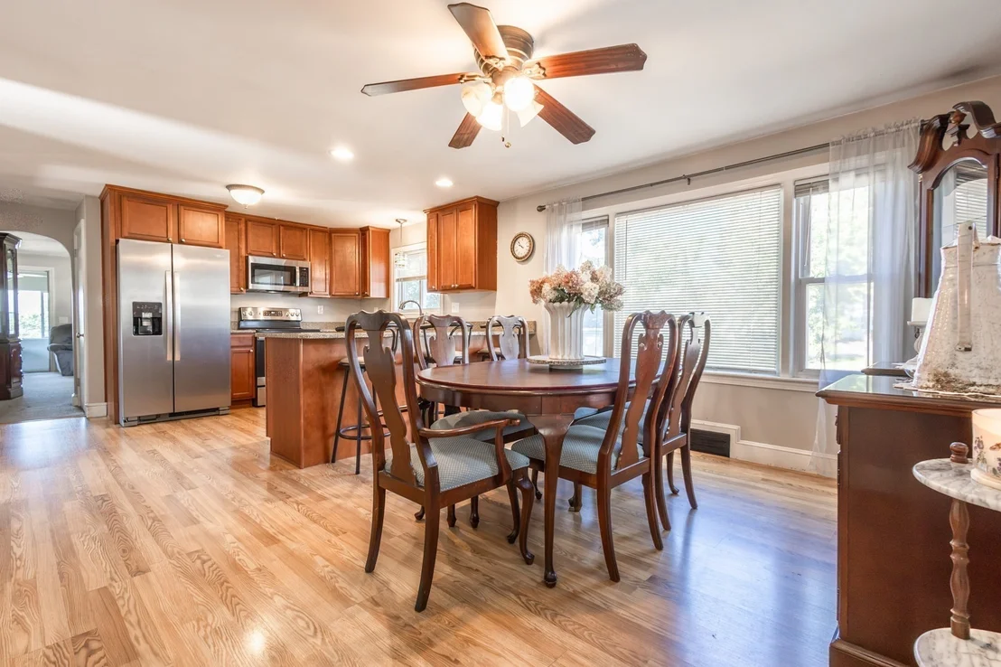 Photo of 9 Byron Ave