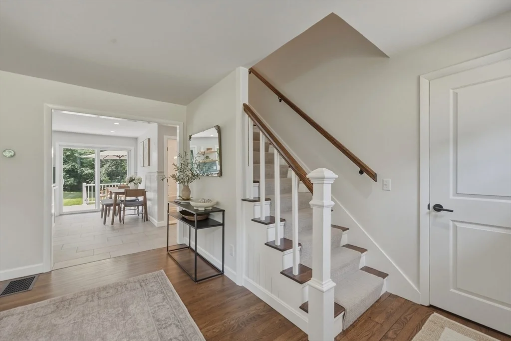 Photo of 148 Lost Lake Dr