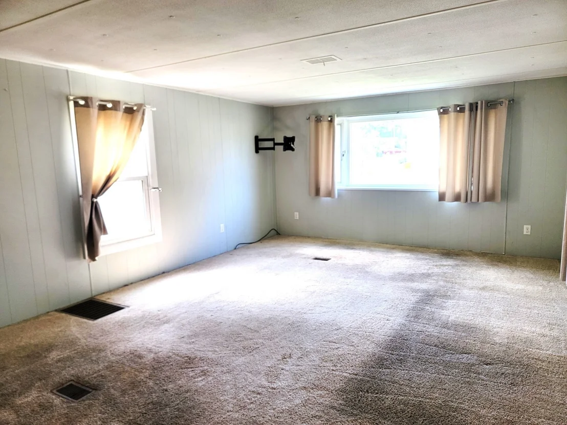Photo of 73 Maui Dr.